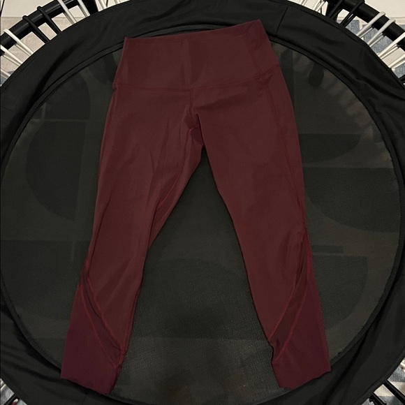 Lululemon Wunder Under Scalloped Hem High-Rise Crop 23" - Picture 2 of 5